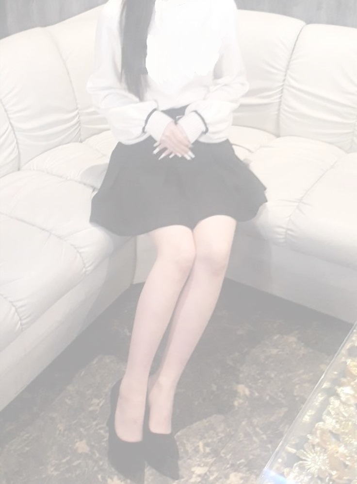 20才の足立梨花さん似のフリーター