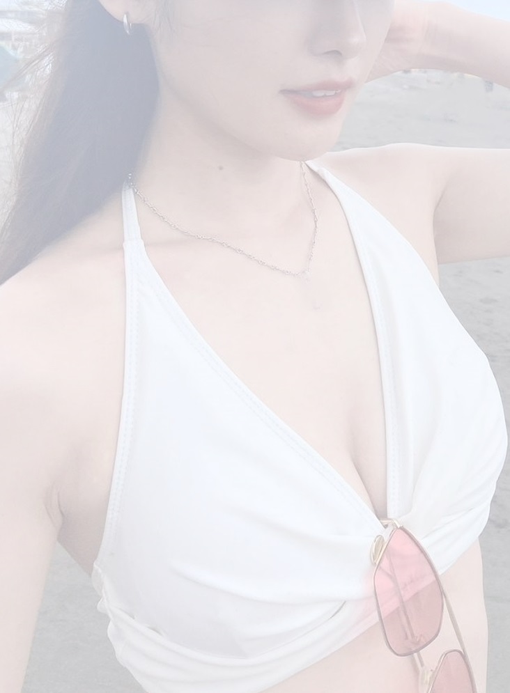 【No3610】23才のTWICEサナさん似の美容外科スタッフ