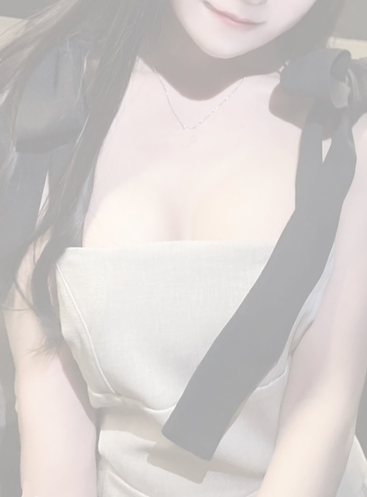 20才の有村架純さん似のＨカップの清楚なアイドル&カフェのウェイトレス