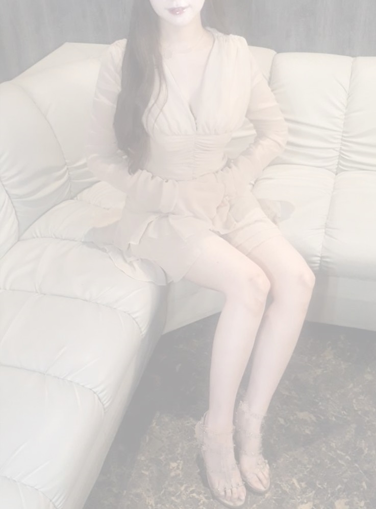 22才の山本梓さん似のアパレル＆モデル